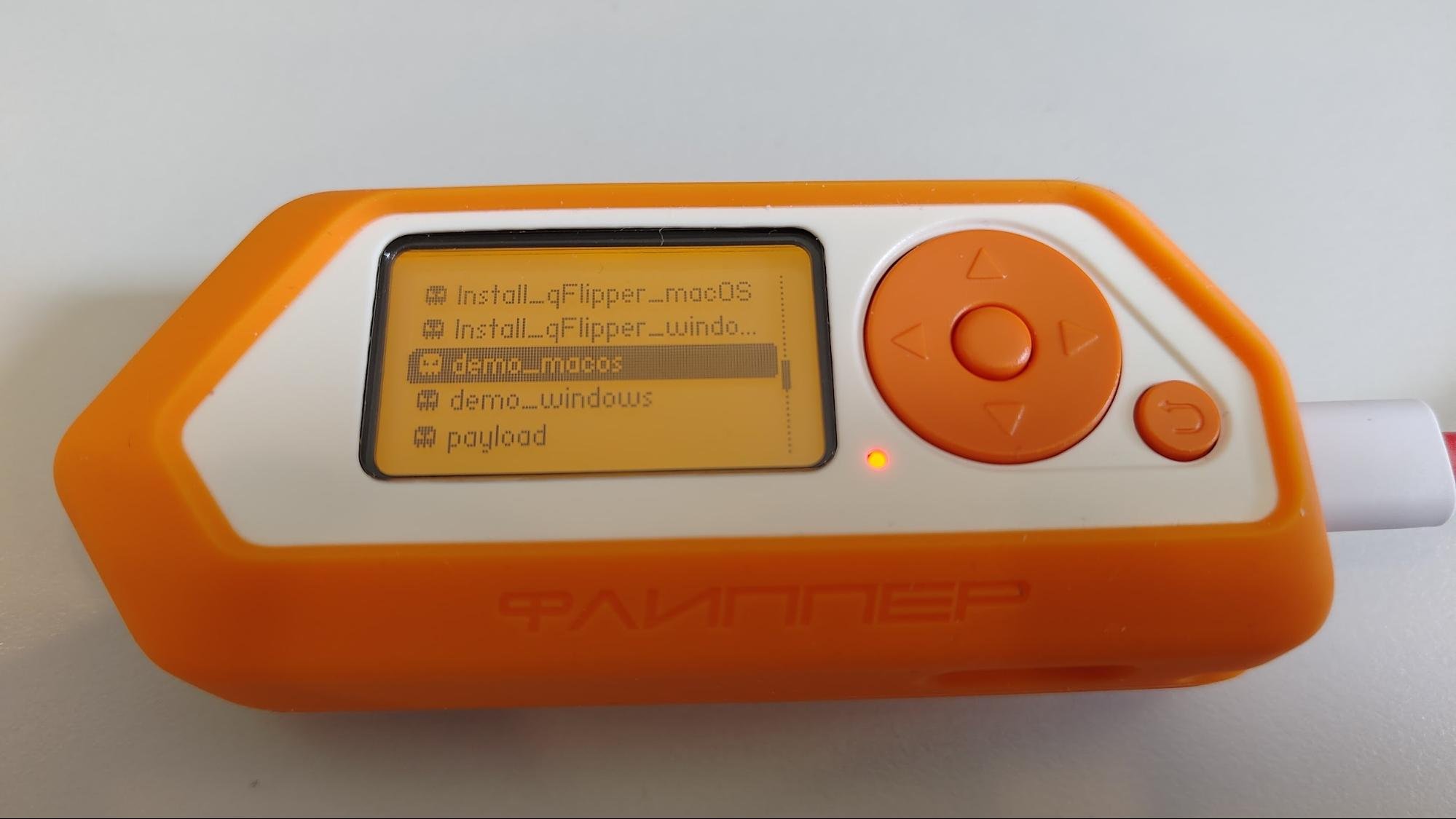 Menu Flipper Zero hiển thị các tập lệnh badusb được cài đặt trên thiết bị